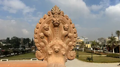 Close-up of a snake statue on the terrace of the