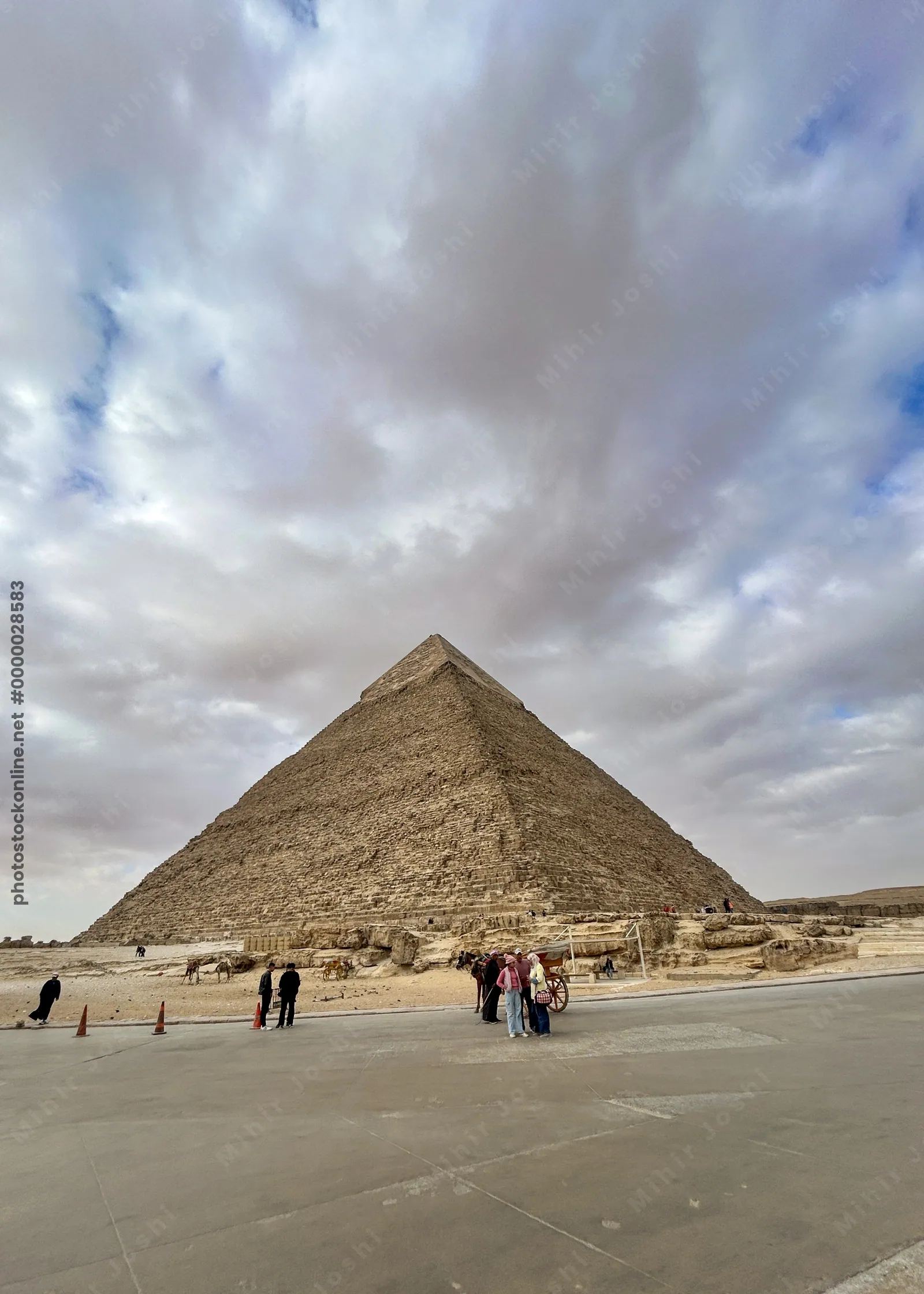 Pyramid of Khafre, the second tallest pyramid at Giza, with remnants of its original casing, near Cairo, Egypt.