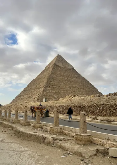 Pyramid of Khafre, the second tallest pyramid at Giza, with remnants of its original casing, near Cairo, Egypt.